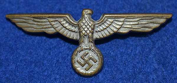 THIRD REICH ARMY METAL CAP EAGLE.