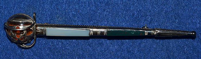 SCOTTISH SILVER KILT PIN DESIGNED A HIGHLAND SWORD.